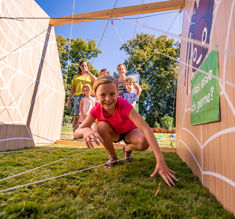 Die Rollende Kinderturnwelt ist ein Projekt zur Bewegungsförderung der Kinderturnstiftung BW